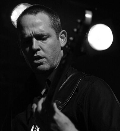 Bassunterricht für Anfänger und Fortgeschrittene in Wuppertal, Remscheid, Schwelm, Ennepetal, Radevormwald und Hückeswagen.